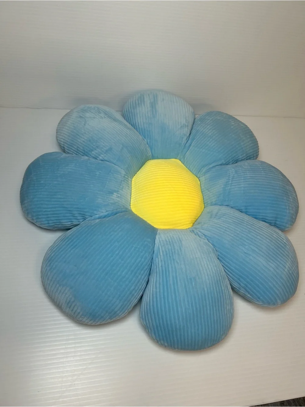 N/A blue yellow